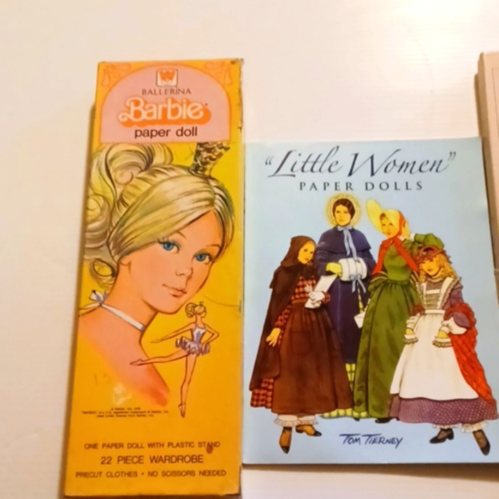 2 PREUSED 1 NEW PAPER DOLLS 🪆 SETS